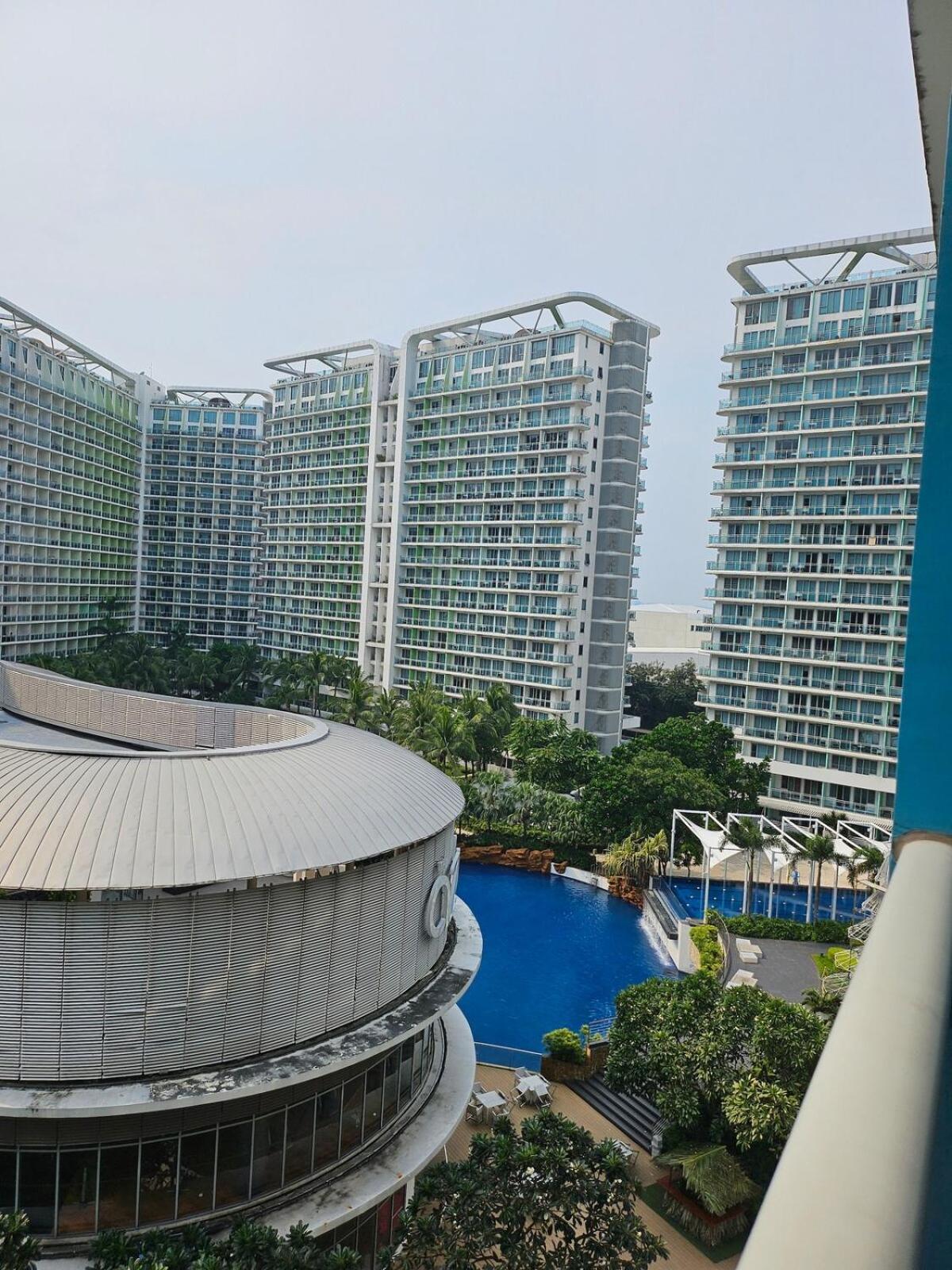 Cozy Azure Urban Residences Manila