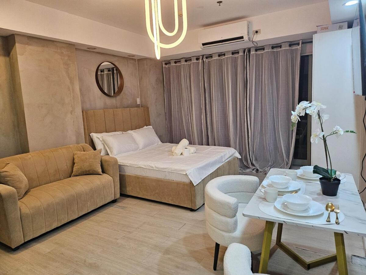 Cozy Azure Urban Residences Apartment
