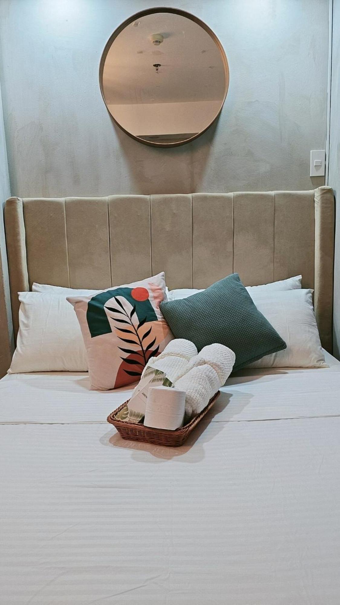 Cozy Azure Urban Residences Apartment *
